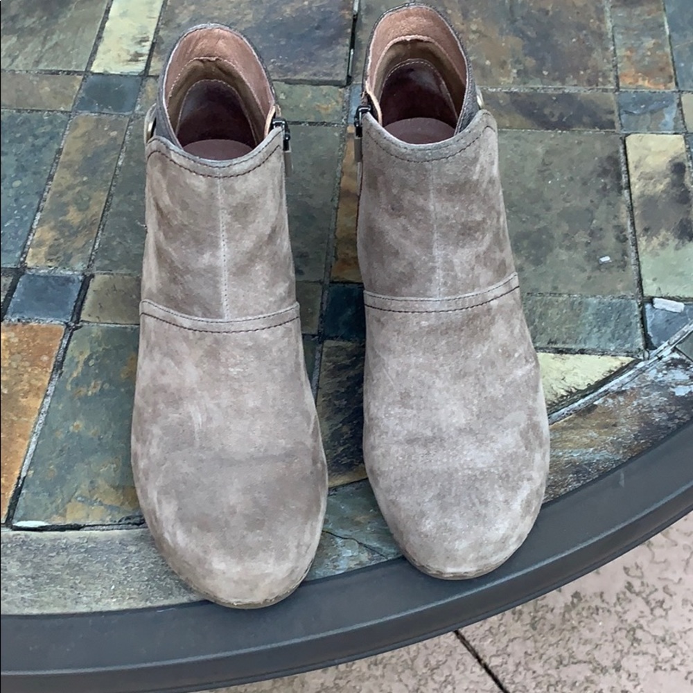 Dansko ankle boot Size 40